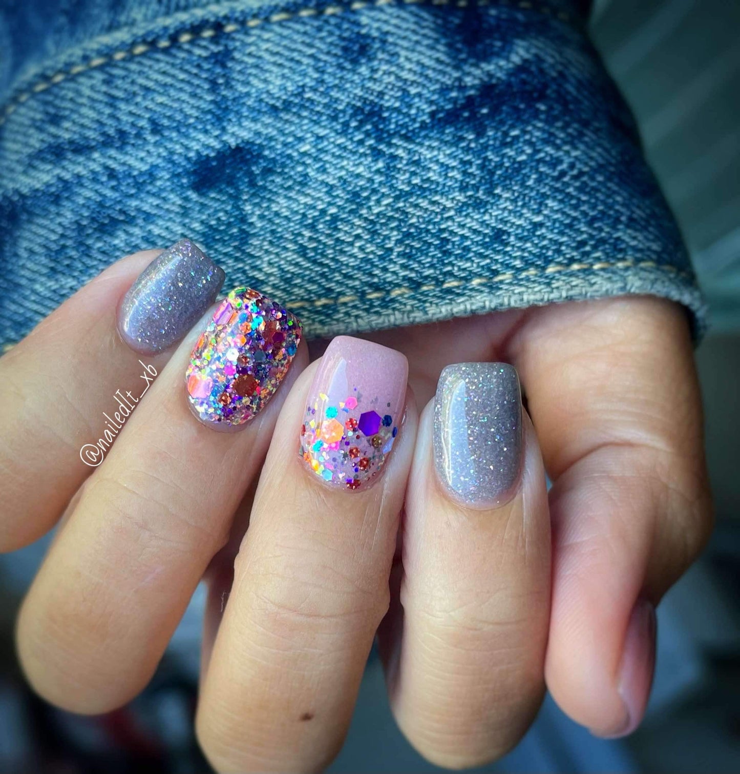 A Mauve In The Right Direction