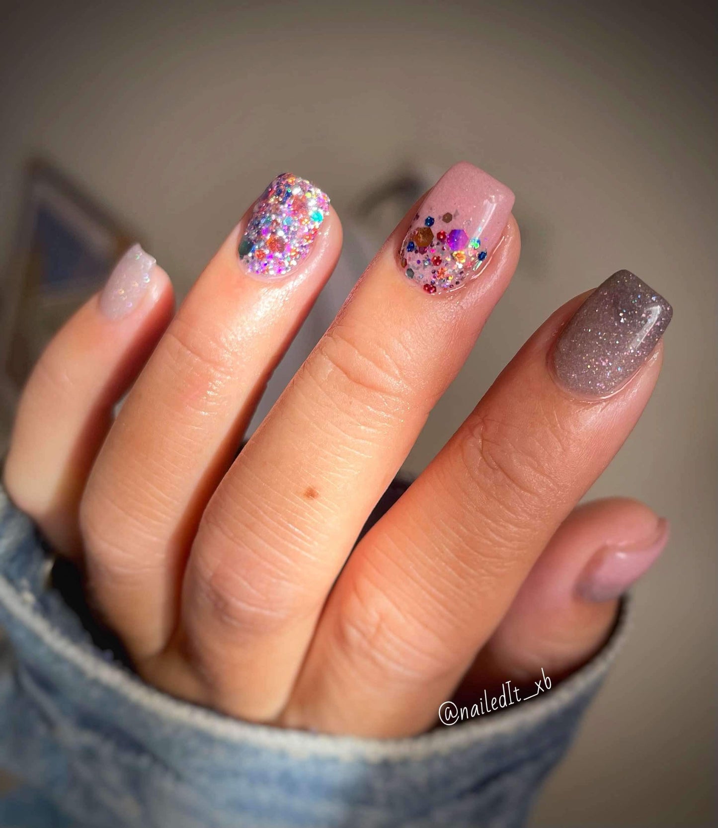 A Mauve In The Right Direction